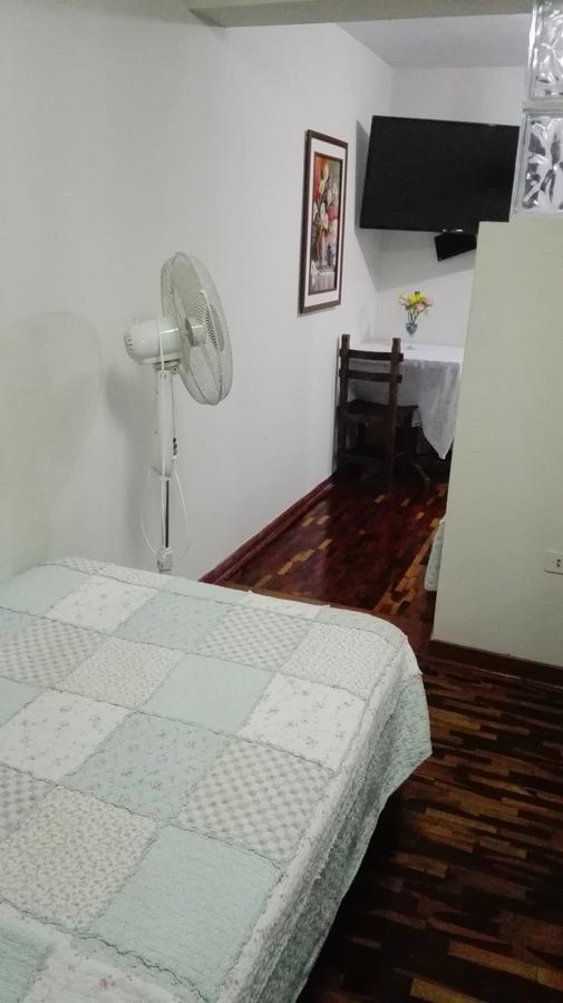 Bed and Breakfast Residencial El Sol De Los Pinos Трухильо Экстерьер фото