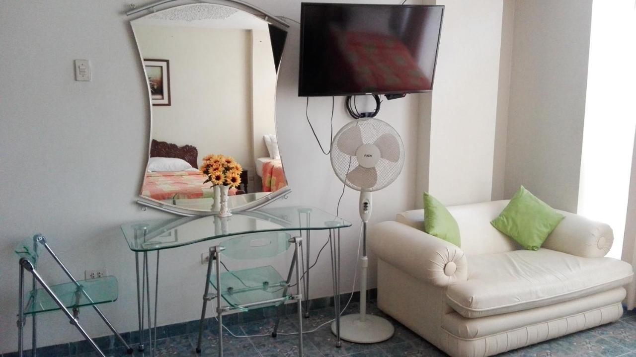 Bed and Breakfast Residencial El Sol De Los Pinos Трухильо Экстерьер фото